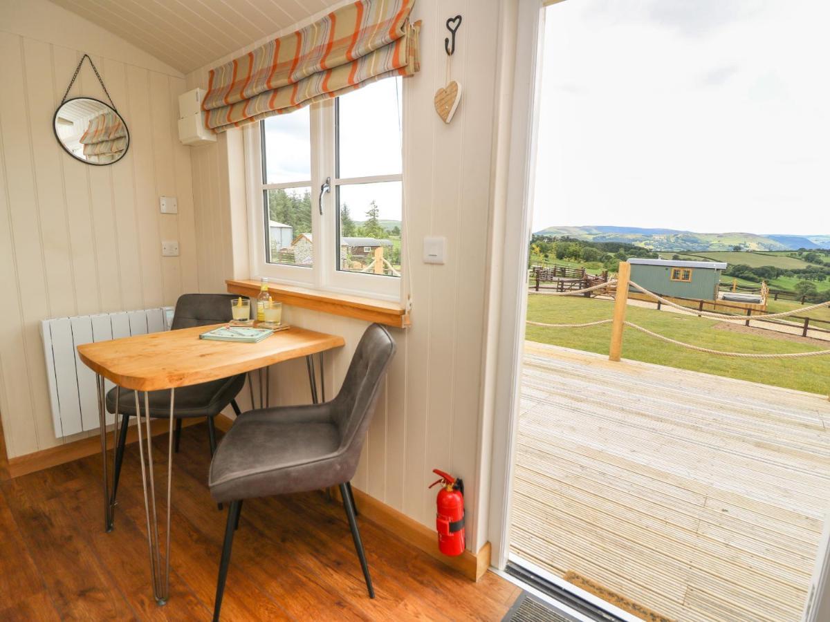 Marches Way Villa Rhayader Bagian luar foto