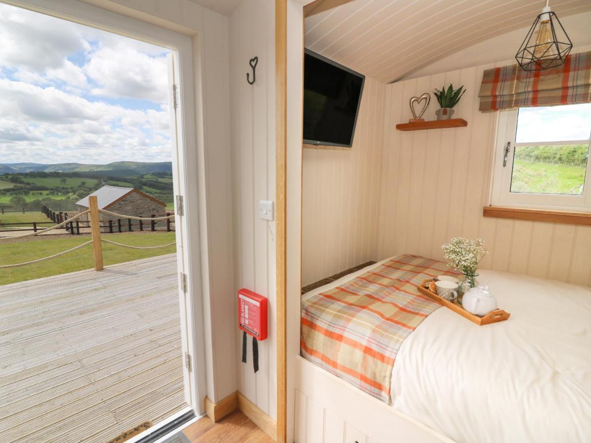 Marches Way Villa Rhayader Bagian luar foto